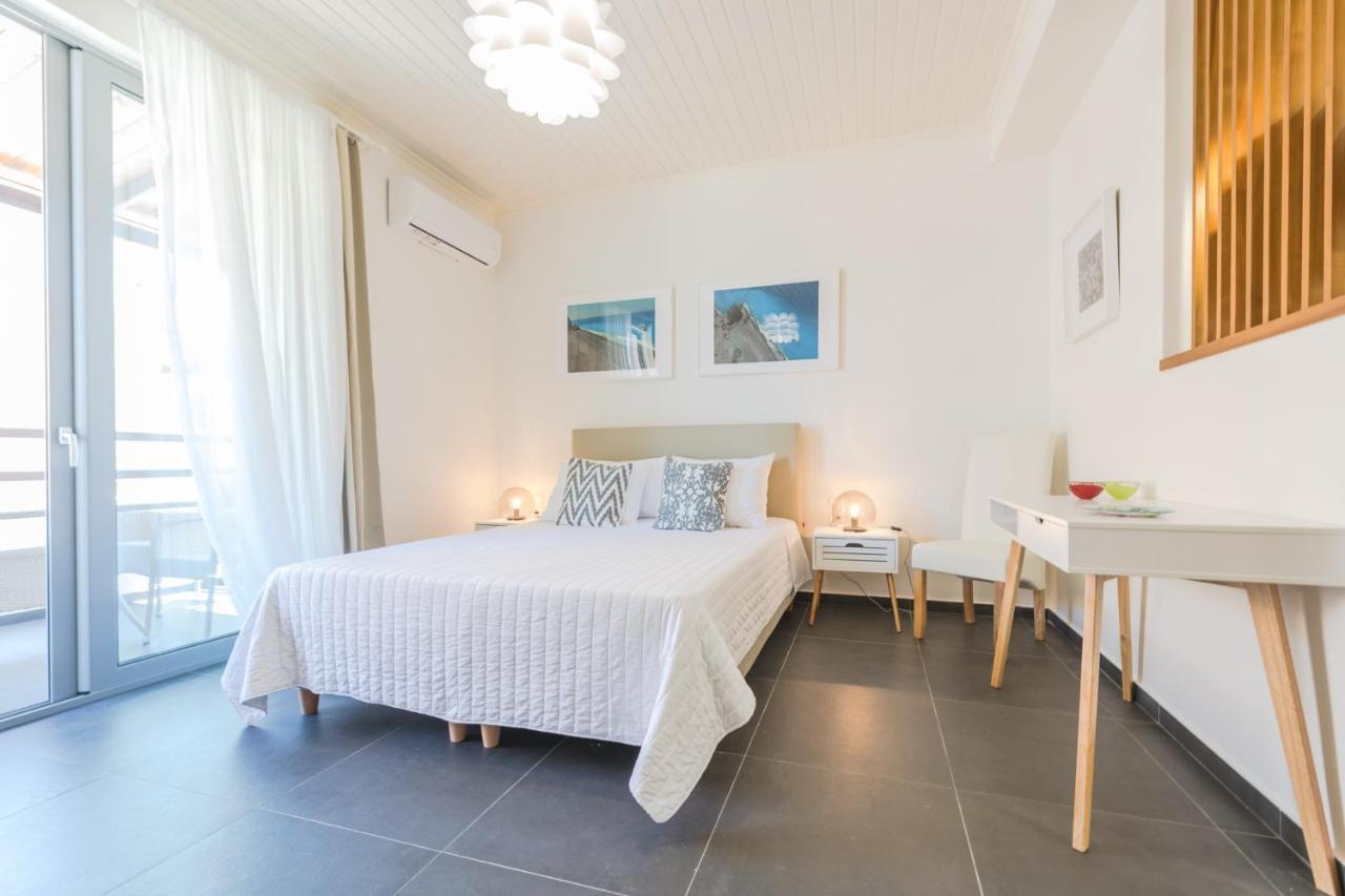 Rotunda Suites Kalamaki Екстериор снимка