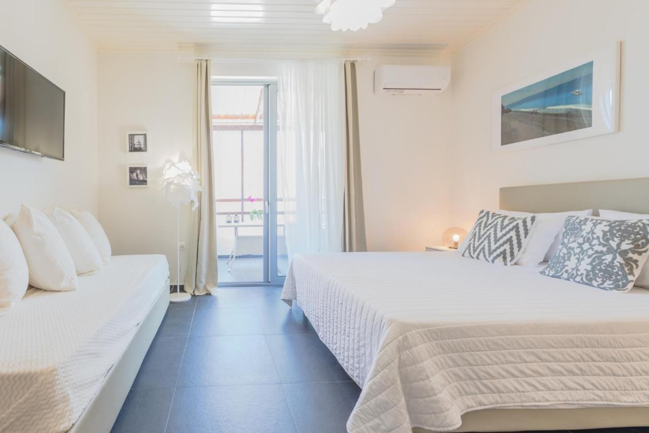 Rotunda Suites Kalamaki Екстериор снимка