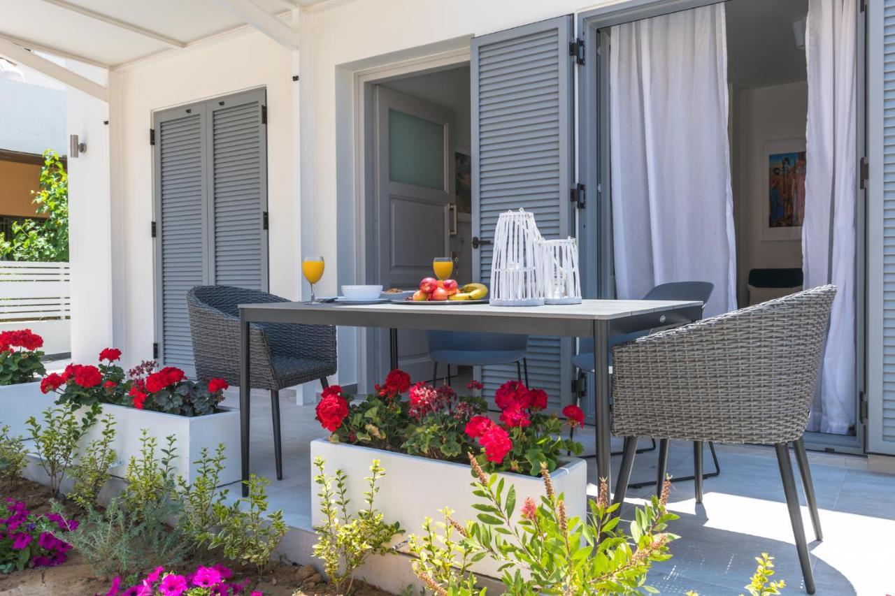 Rotunda Suites Kalamaki Екстериор снимка