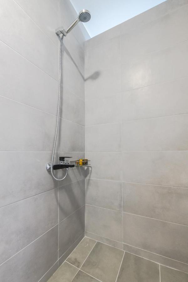 Rotunda Suites Kalamaki Екстериор снимка